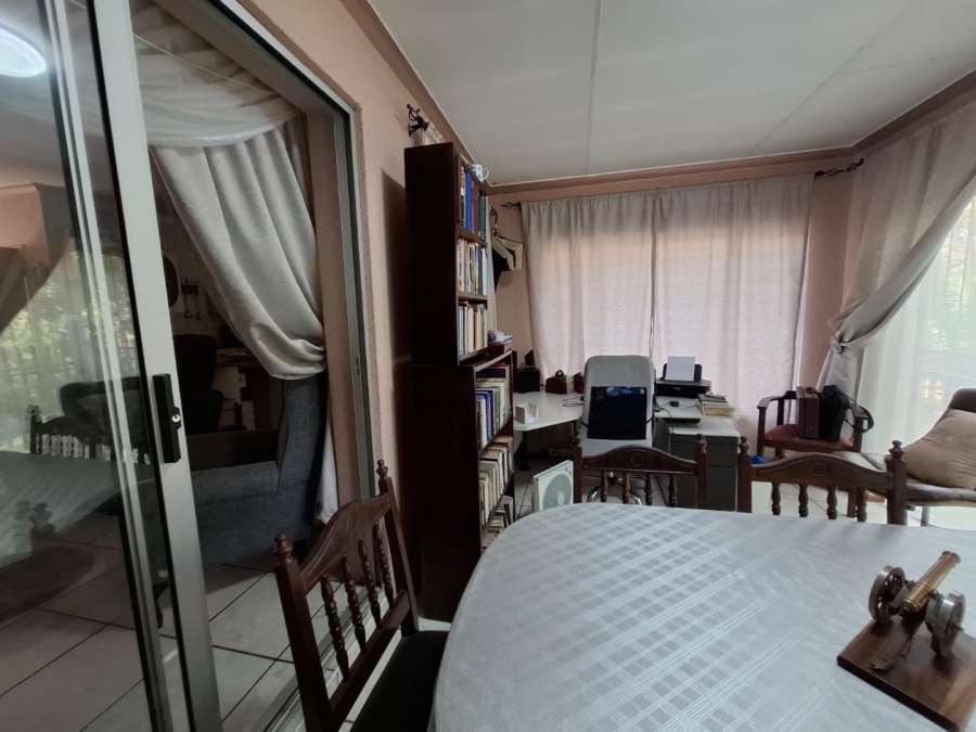 4 Bedroom Property for Sale in Safari Gardens North West